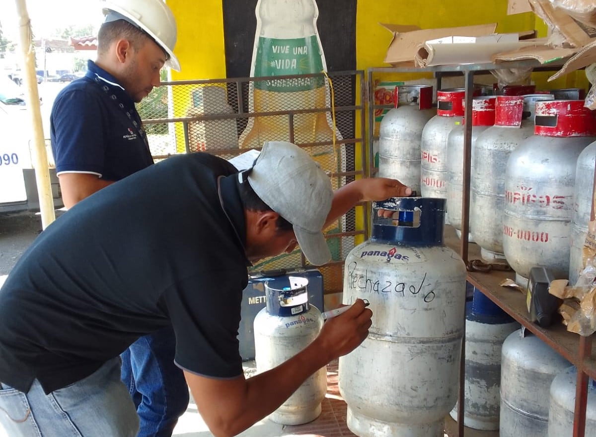 Incumplimientos en el peso y normativas de gas detectados en Los Santos