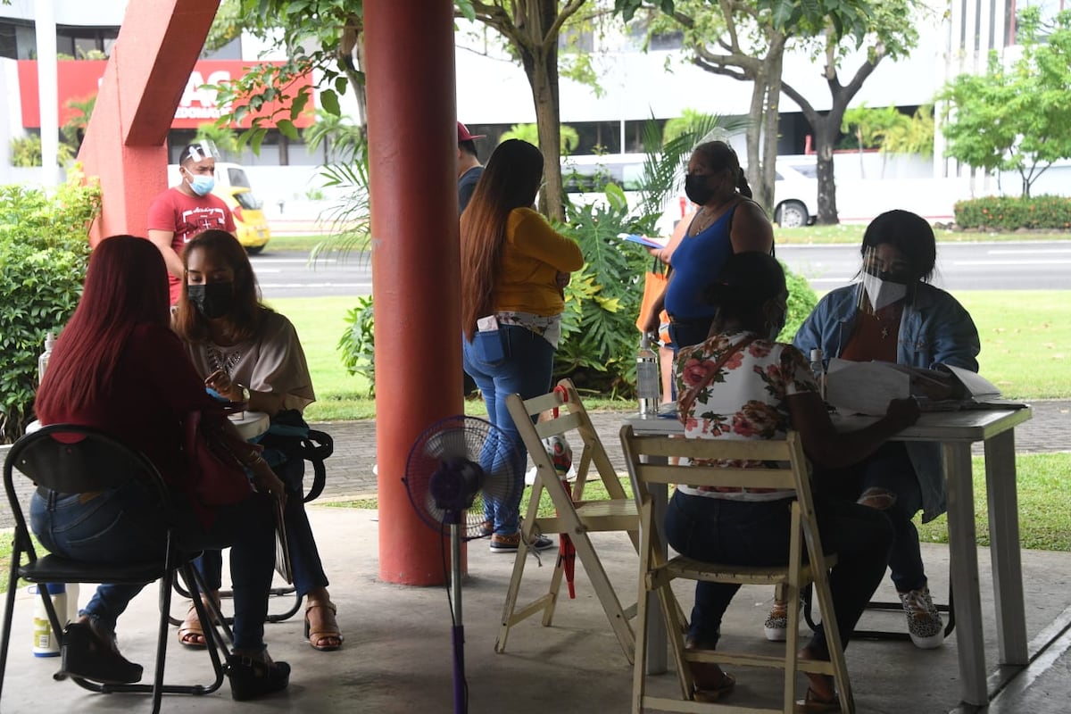 Brindan asesoría legal gratuita para familiares de privados de libertad. Madres que sufren con hijos detenidos, hablan. Videos