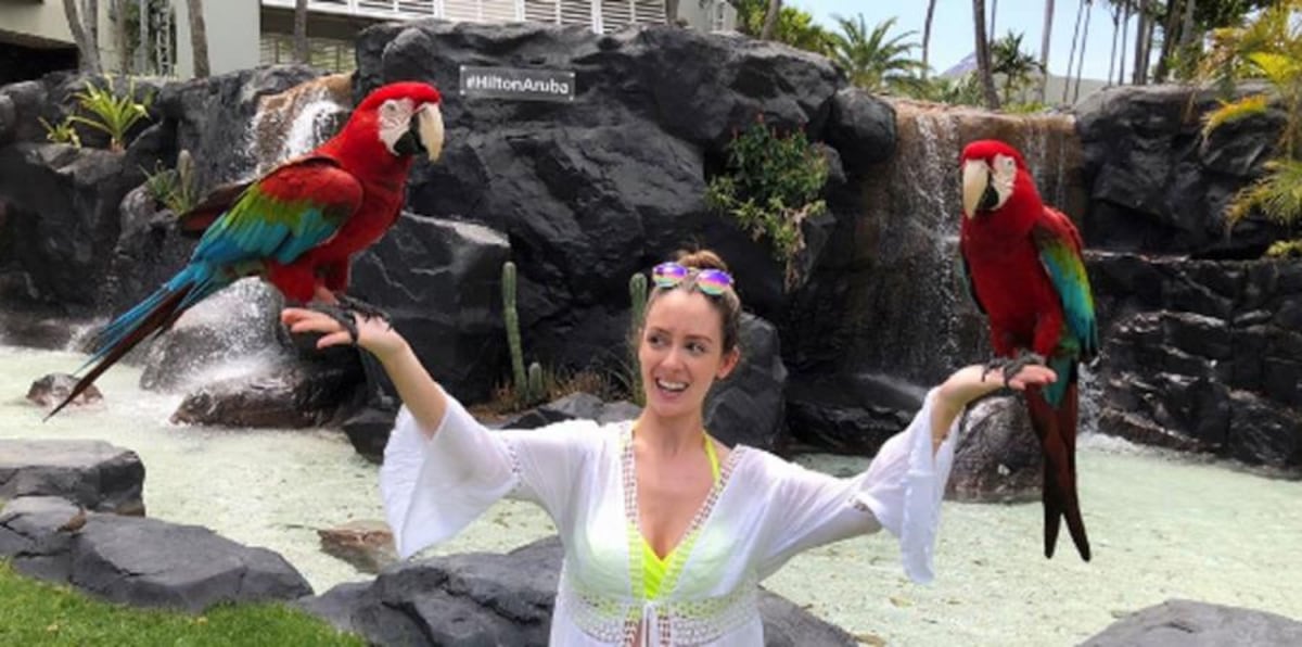 Joven devuelve un millón de dólares que le fue depositado por un error bancario