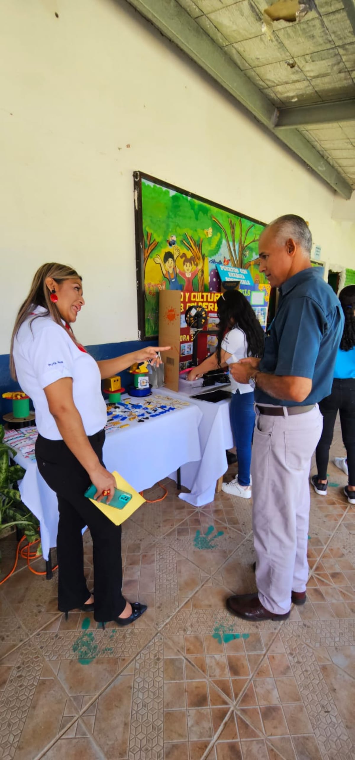 Senacyt realizó el Intercambio científico y cultural entre docentes del programa Hagamos Ciencia