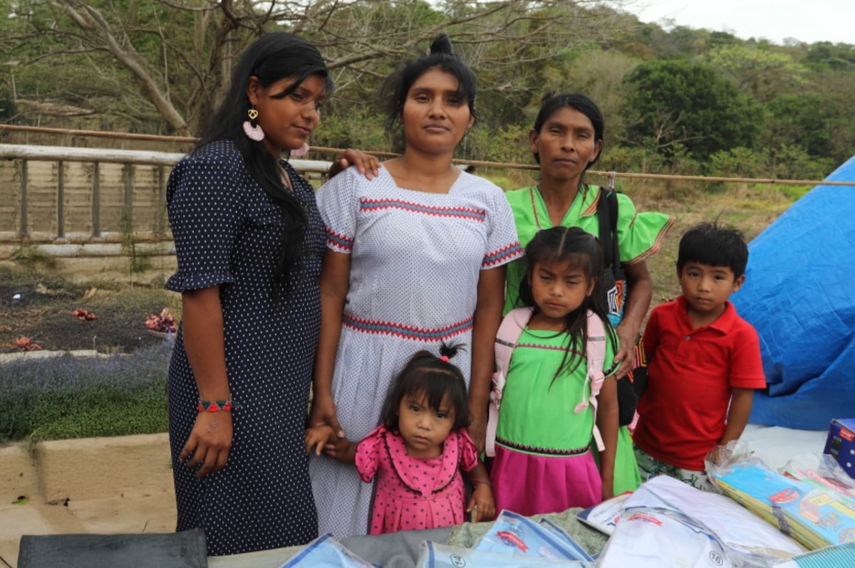 De la comarca a la universidad: ¡Estas mamás Ngäbe dijeron ‘basta’! y cambiaron la vida de sus hijos