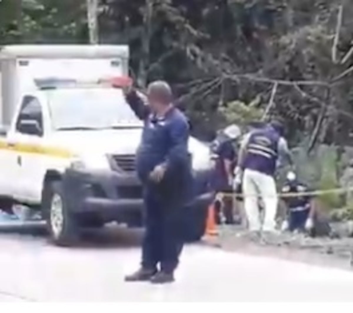 Descubren cuerpo sin vida envuelto en bolsa plástica, tirado en una cuneta