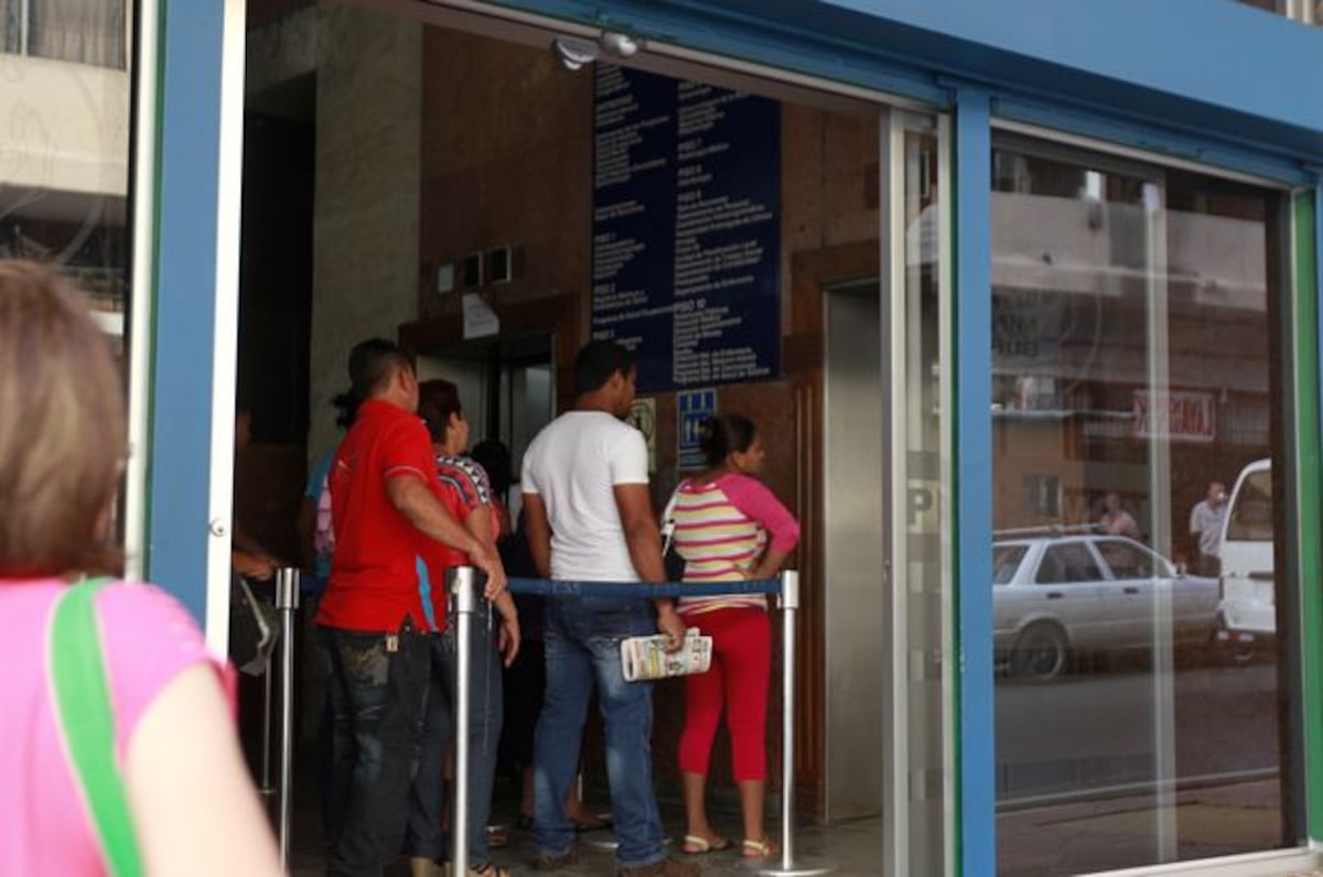 Reprograman citas en policlínica Presidente Remón tras explosión de cables 