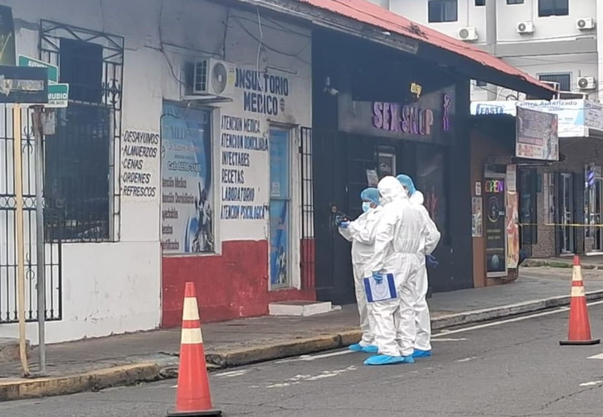 Investigan femicidio en David: mujer muere dentro de un restaurante y señalan a su presunta expareja + VÍDEOS