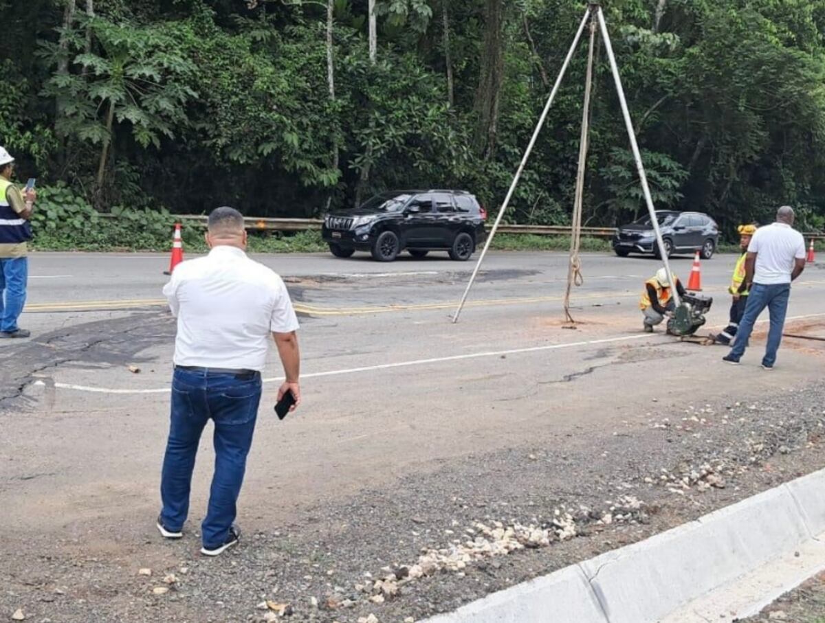 El asfalto no aguantó: MOP ordena cierre en El Guarumal y anuncia desvíos