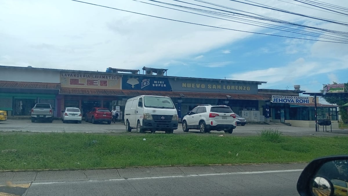 Caimitillo se pone en oración y luto. Niño de once años se dispara en la cabeza con pistola de su padre dentro de lavandería Lei