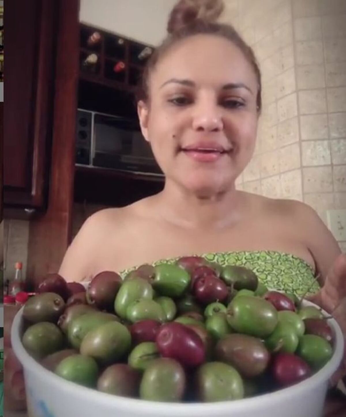 Sandra regalará una moto. Te diremos a son de qué y por qué anda 'inflá'. Video