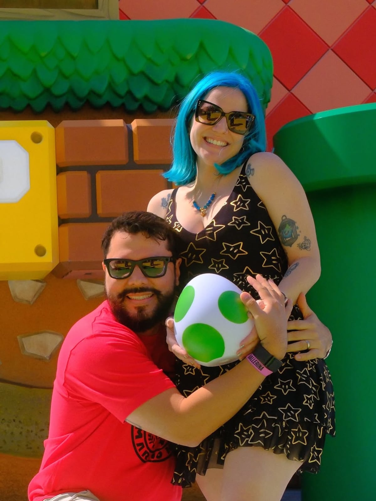 ¡Nuevo jugador en camino! Diana Monster anuncia su embarazo desde Nintendo World con estilo gamer