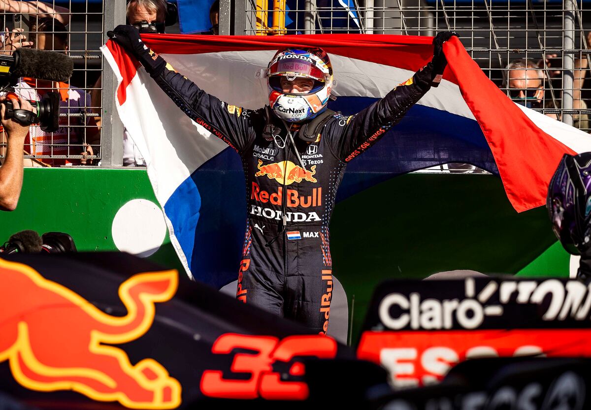 Carnaval holandés. Max Verstappen desata la euforia y retoma el liderato de la Fórmula 1