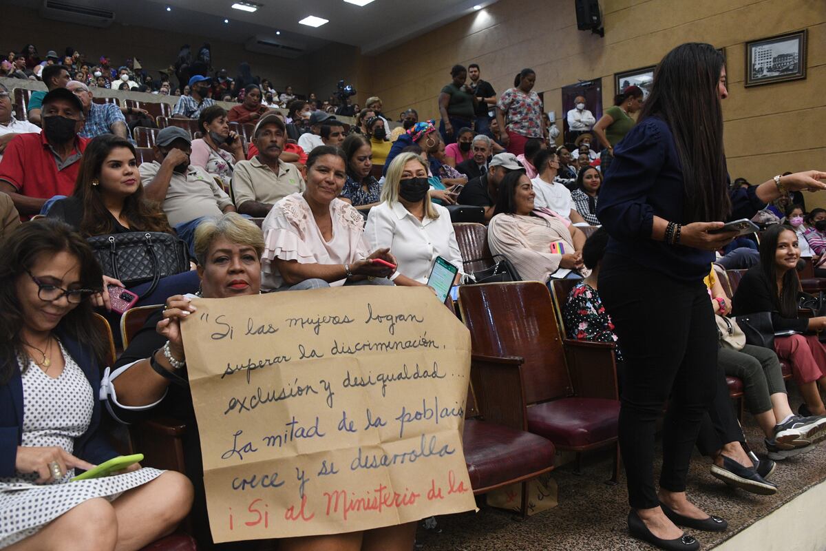 Histórico. Nuevo Ministerio de la Mujer es aprobado en la Asamblea Nacional. Video