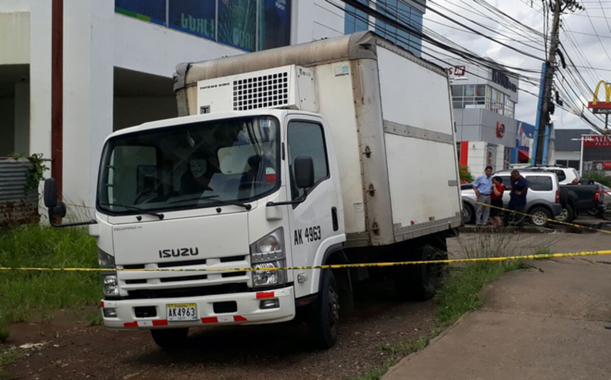 Muere. Conductor de una panadería le robaron cuando sacaba dinero de un cajero 