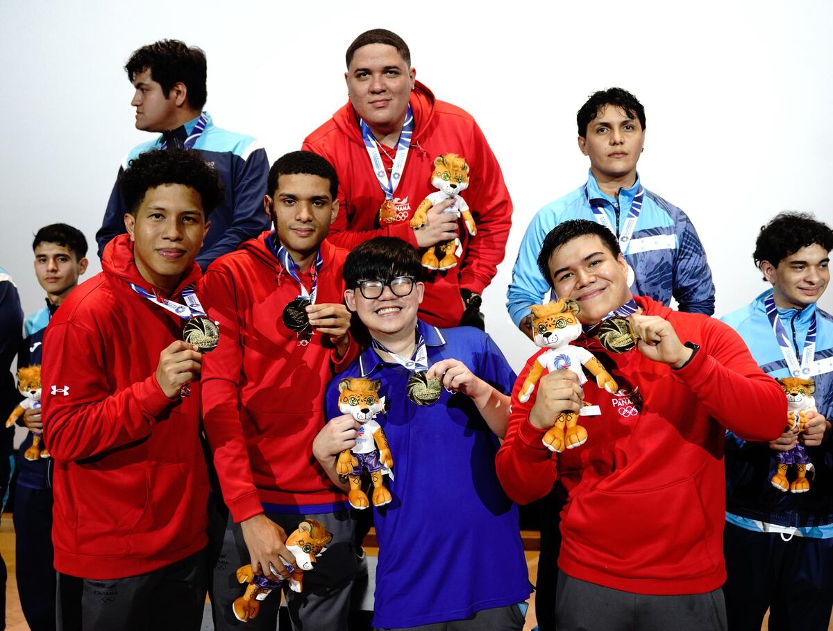 Flag Football: ¡Oro para Panamá en masculino y femenino!