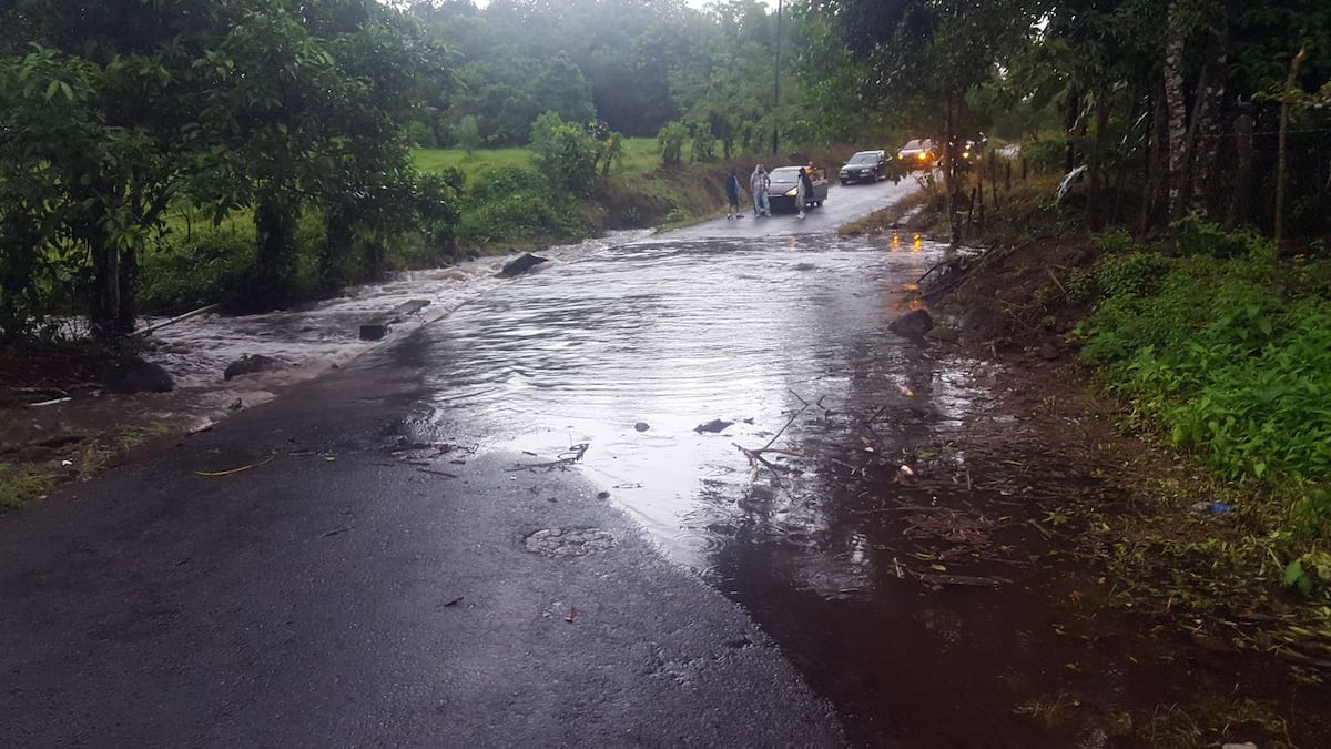 INESPERADO. Alud de tierra obliga a que mujer dé a luz en el Hotel Bambito