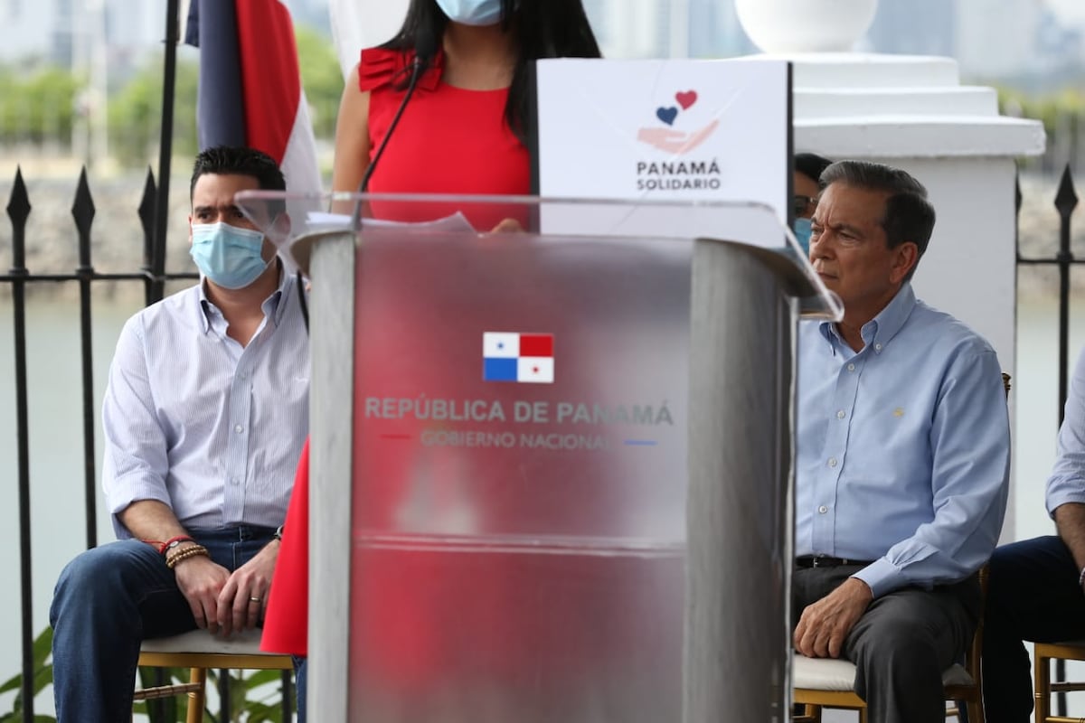 Raúl Pineda defiende a Gaby Carrizo al tiempo que evita escándalo por contratos directos del IMA