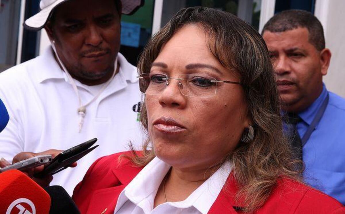 DENUNCIA. Exdirectora del Senniaf asegura que es perseguida por el Gobierno