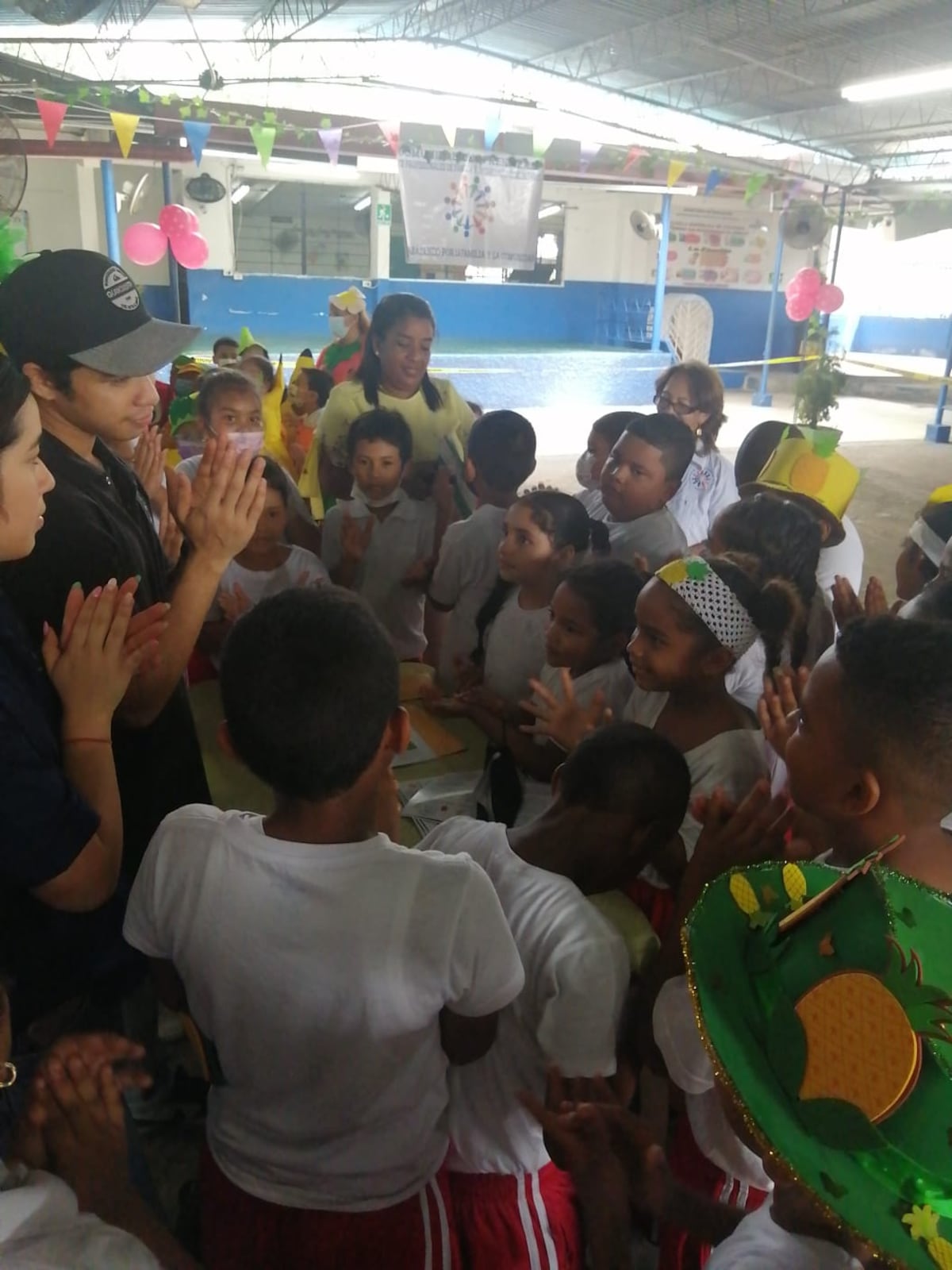 Más del 38% de la población escolar tiene sobrepeso y por ello realizan feria en escuela de San Miguelito. Video