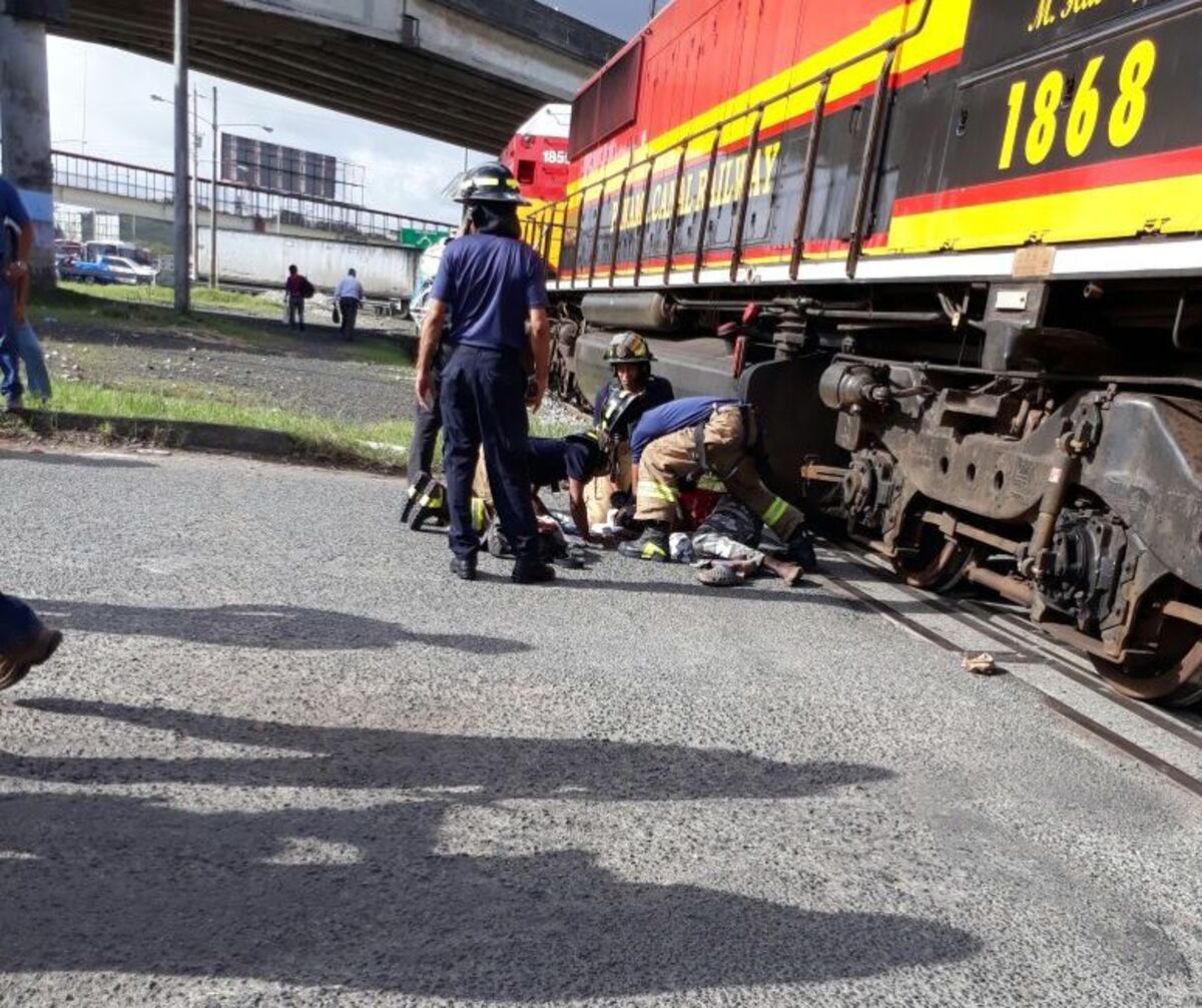 ¡QUÉ TANGANAZO!  Tren atropella a hombre en  4 Altos, Colón 