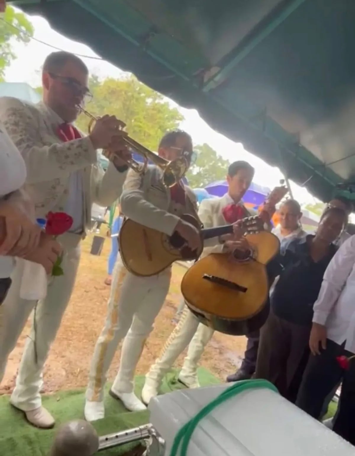Once disparos y un adiós: la despedida de Edgar Soto tras ataque  armado en La Cabima donde murió junto a sus primos 
