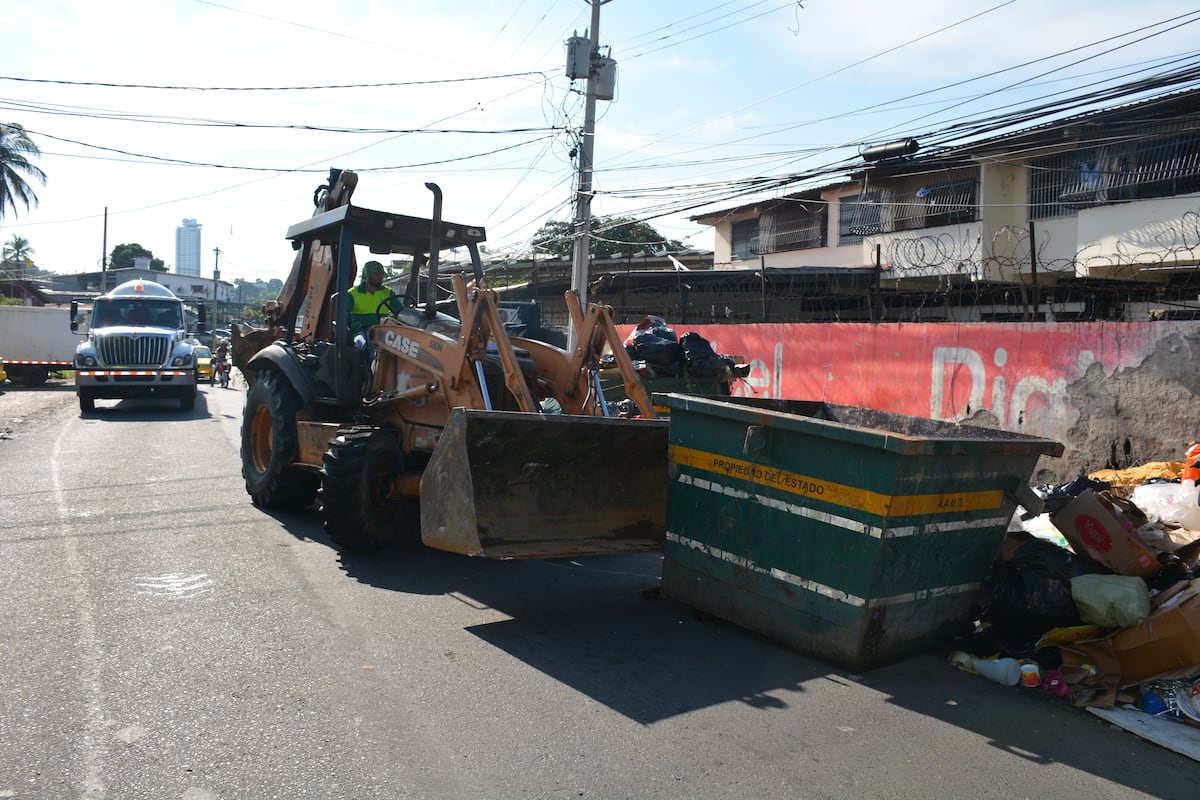 Retiran toneladas de basura en Río Abajo 