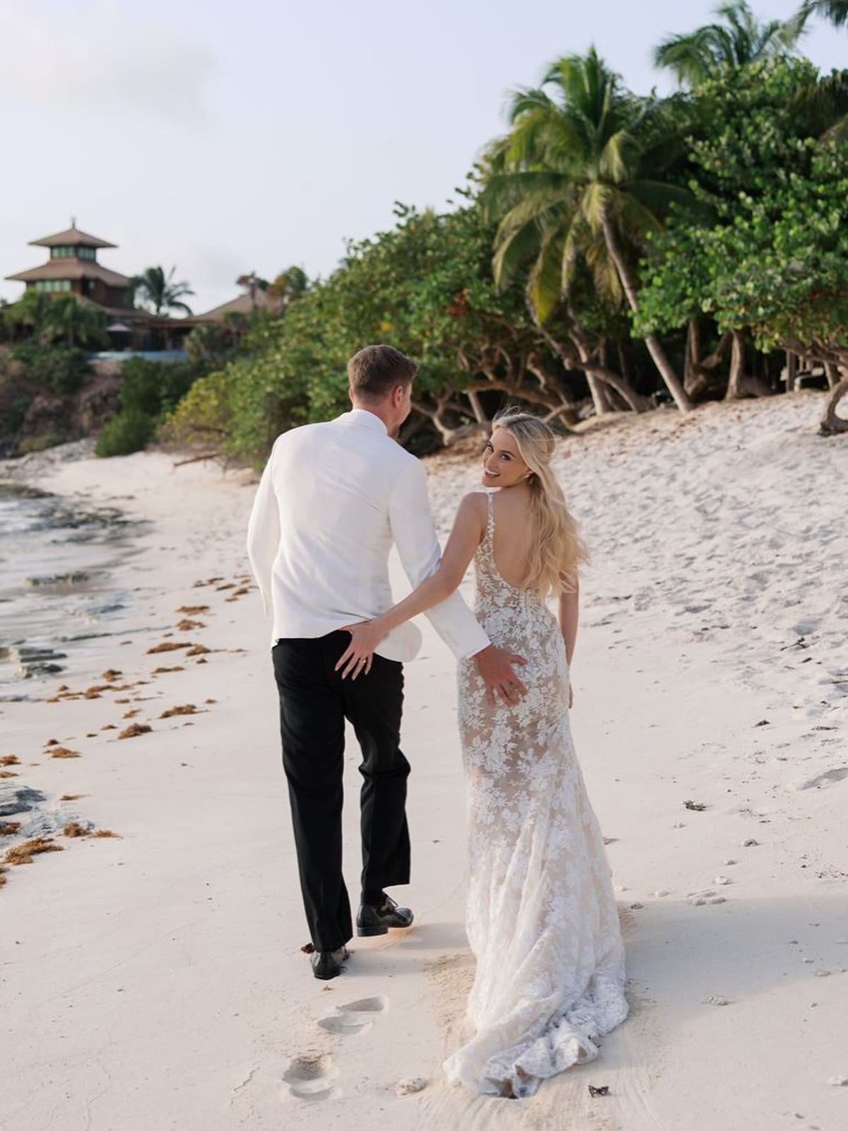 ‘El mejor día de mi vida’: MrBeast comparte las imágenes de su romántico matrimonio frente al mar