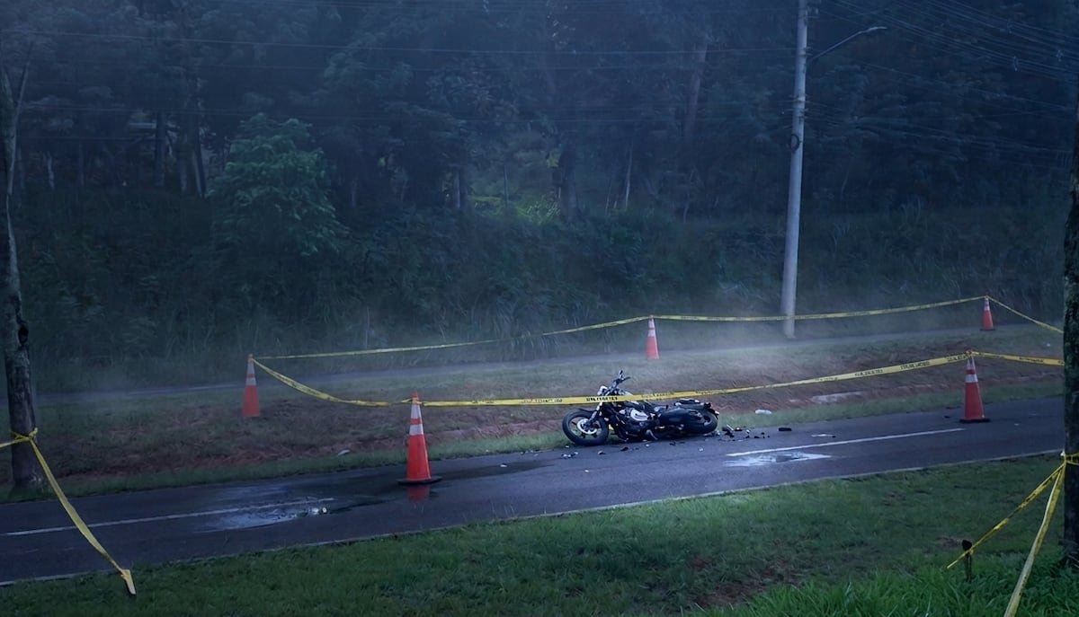 Muerte instantánea: Motorizado pierde la vida tras chocar contra letrero