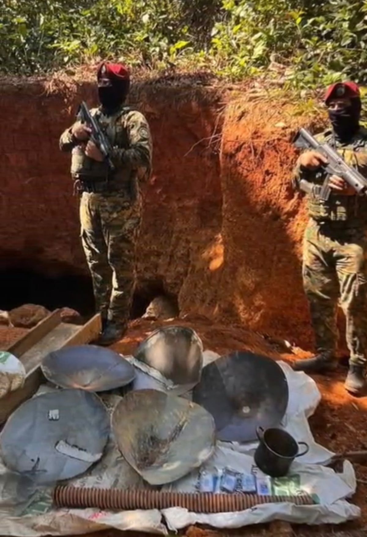 Desarticulado Campamento de Minería Ilegal en Chepo: Decomisan Herramientas y Capturan a Delincuentes