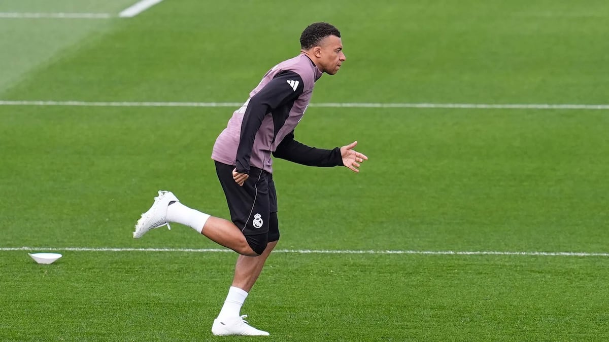 Mbappé en el ojo del huracán y el clásico lo pone contra la pared