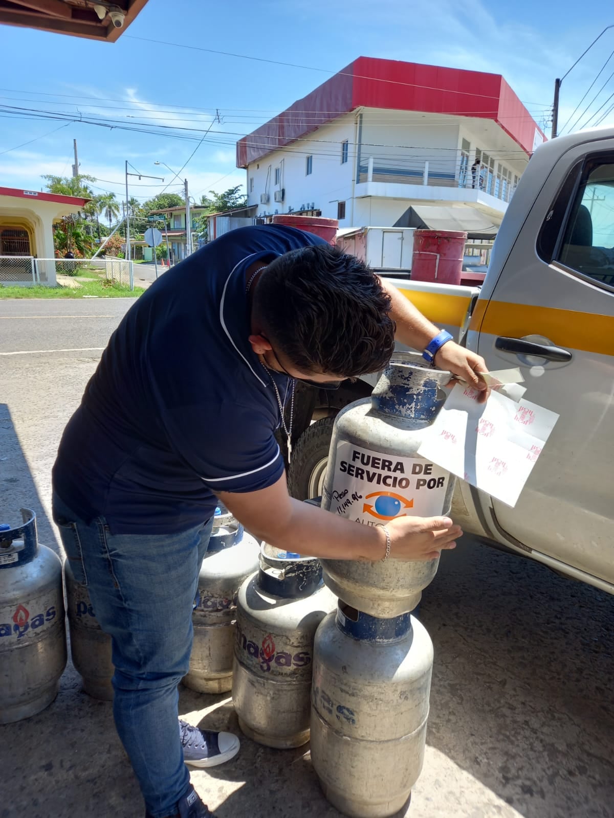 ¡Ay, papá! ‘Chinitos’ podrían dejar de vender tanques de gas de $4.37; ACODECO aclara la situación + VIDEOS