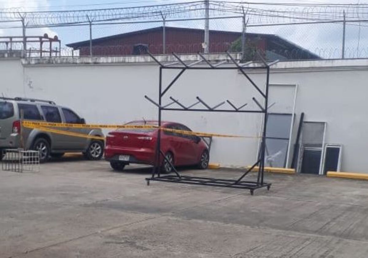 Le imputan cargos a papá de la niña que murió por asfixia en un carro estacionado. El hombre rompió en llanto en la audiencia