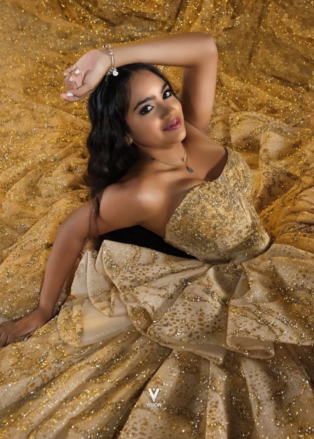 Magia y lágrimas: Sandra Sandoval celebra los 15 de Kamila con mensaje que toca el corazón