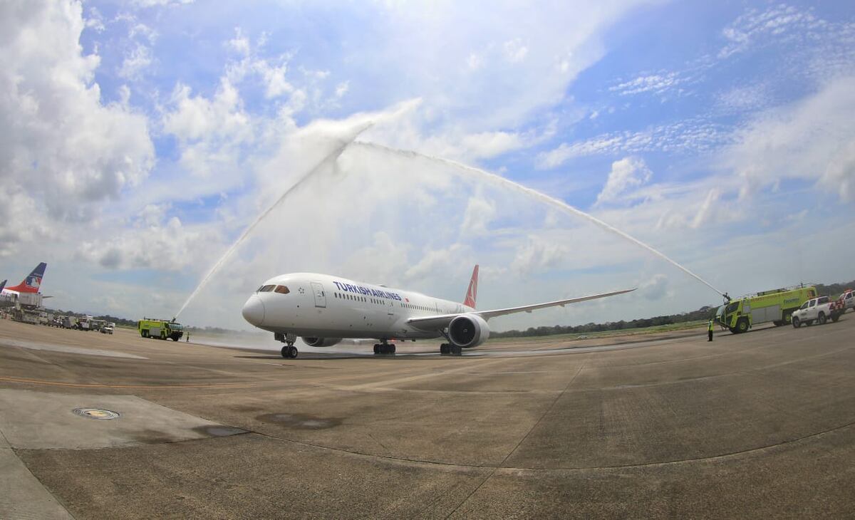 Turkish Airlines estrena flota con ruta Estambul-Panamá