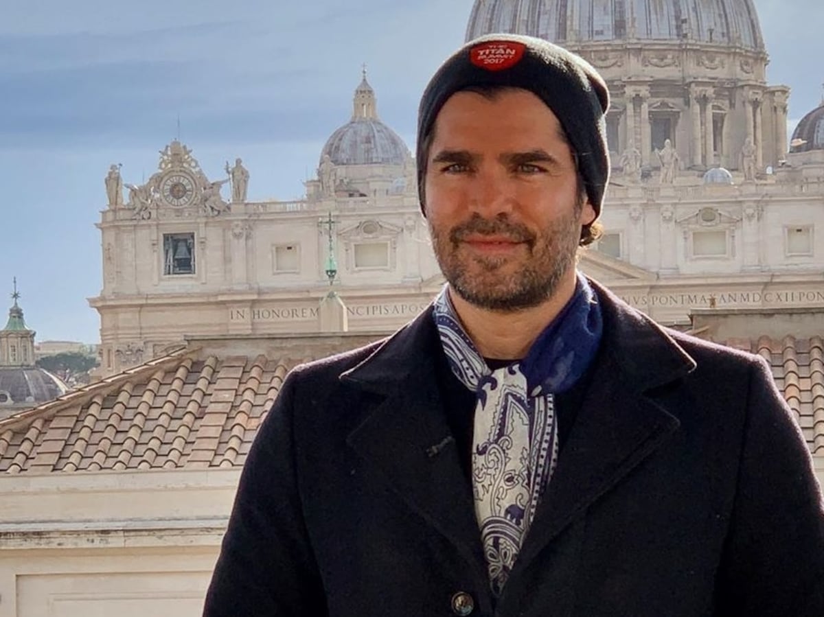 Eduardo Verastegui, el galán que promueve la castidad hasta el matrimonio se pone añejo