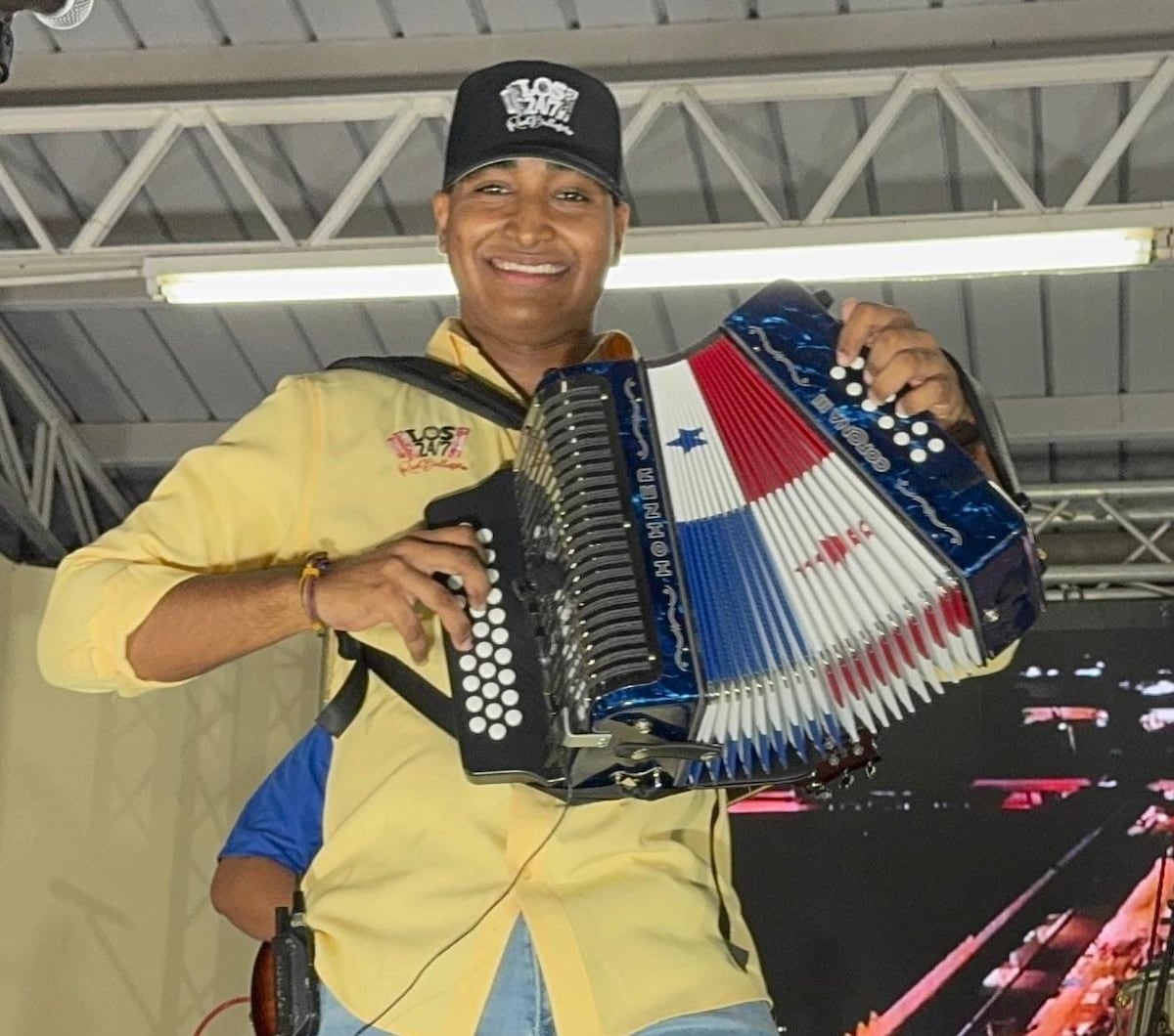 Raúl Ballesteros: el joven acordeonista que está conquistando las tarimas del país
