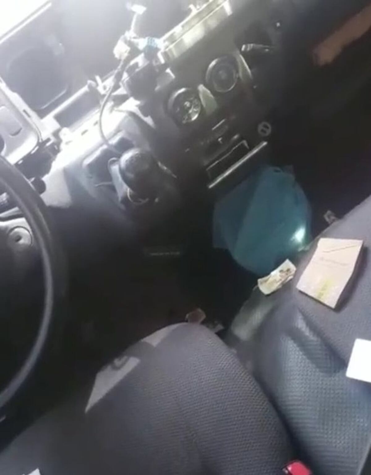 Roban en bus de Samy y Sandra Sandoval. El tipiquero se embellaca. Video. 