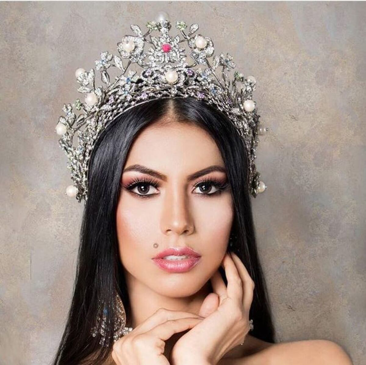 Rosa Montezuma, la Miss ngäbe, quiere ser presidenta de Panamá