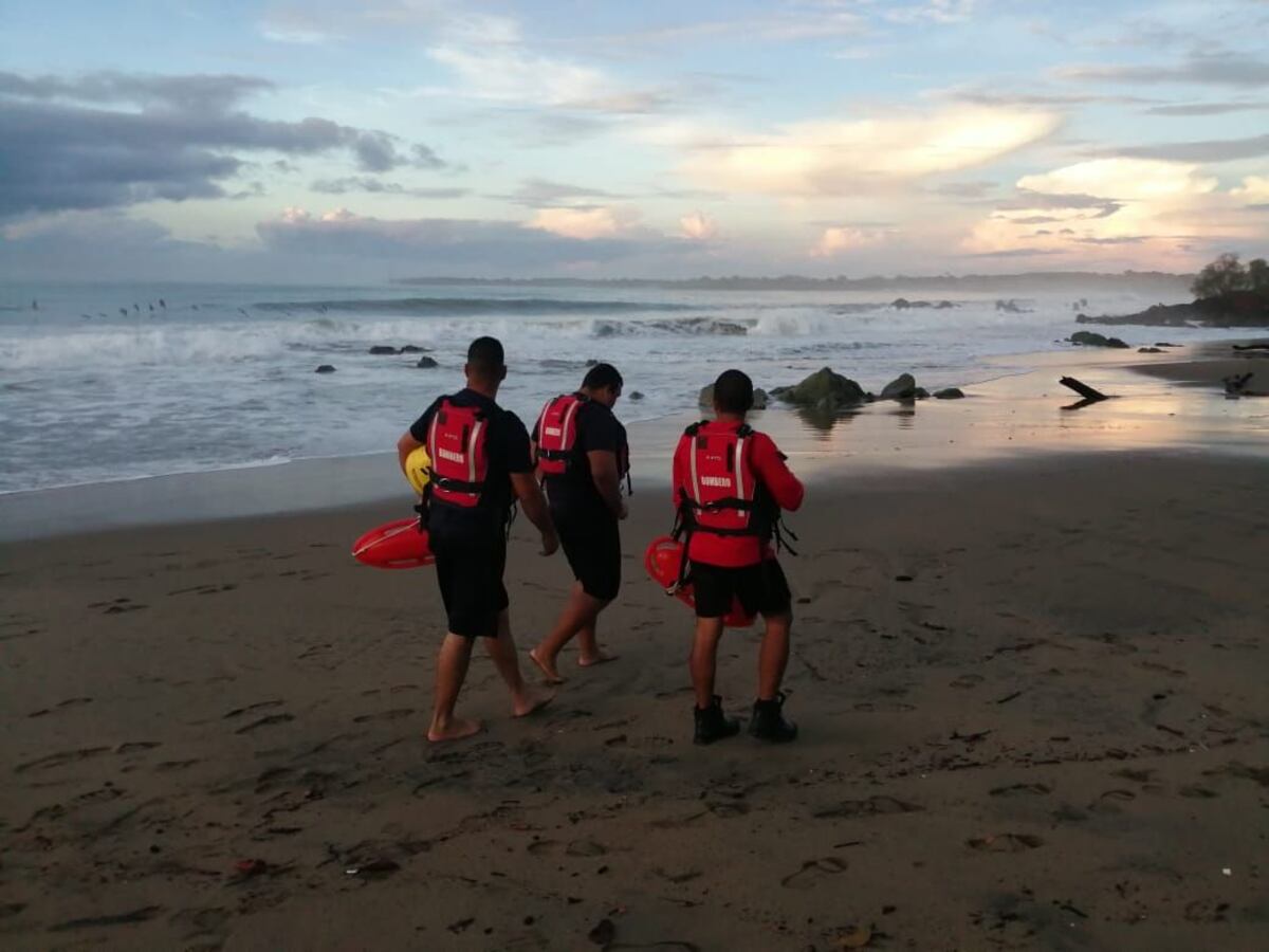 ¡Lo buscan! A joven de 19 años desaparecido en la playa La Garita de Pedasí