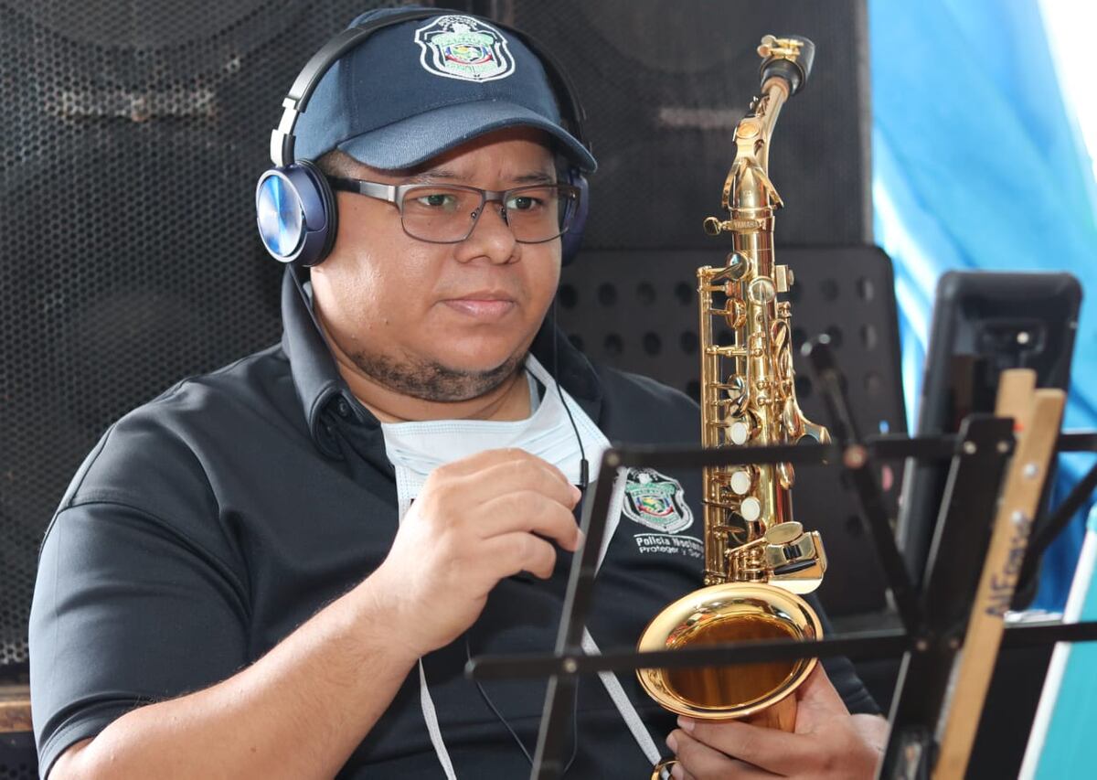 Aprovechen las clases de músicas gratis que ofrece la Policía Nacional