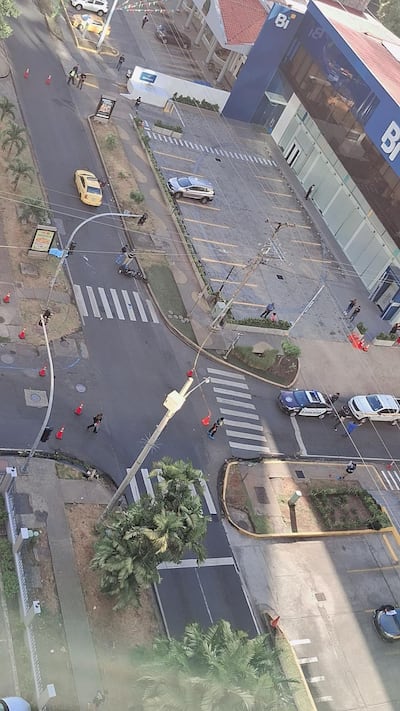 Madrugada fatal en Obarrio: choque deja un muerto y una mujer en estado crítico