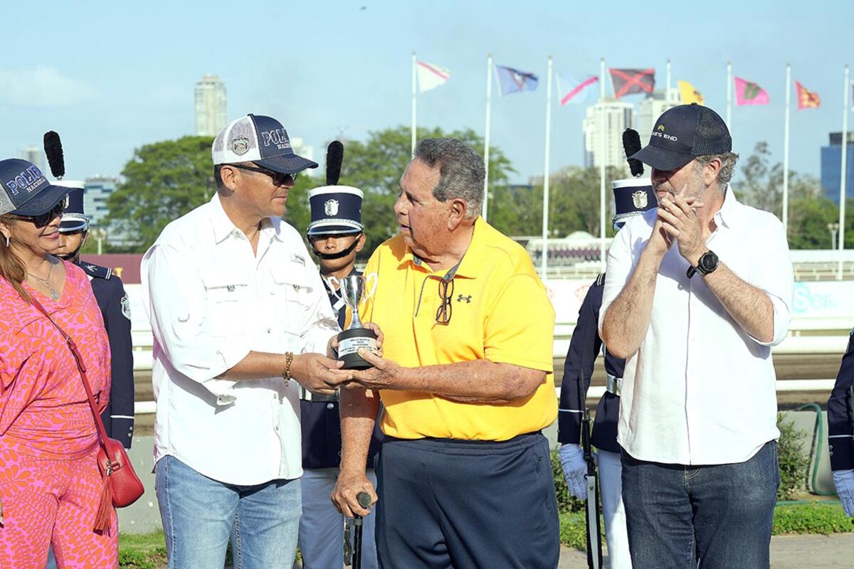 ‘Smart Pearl’ se impuso en el   Premio 'Policía Nacional'