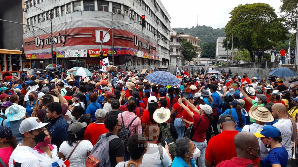 Siguen las protestan en distintos puntos del país, hay incomodidad por las medidas presentadas 