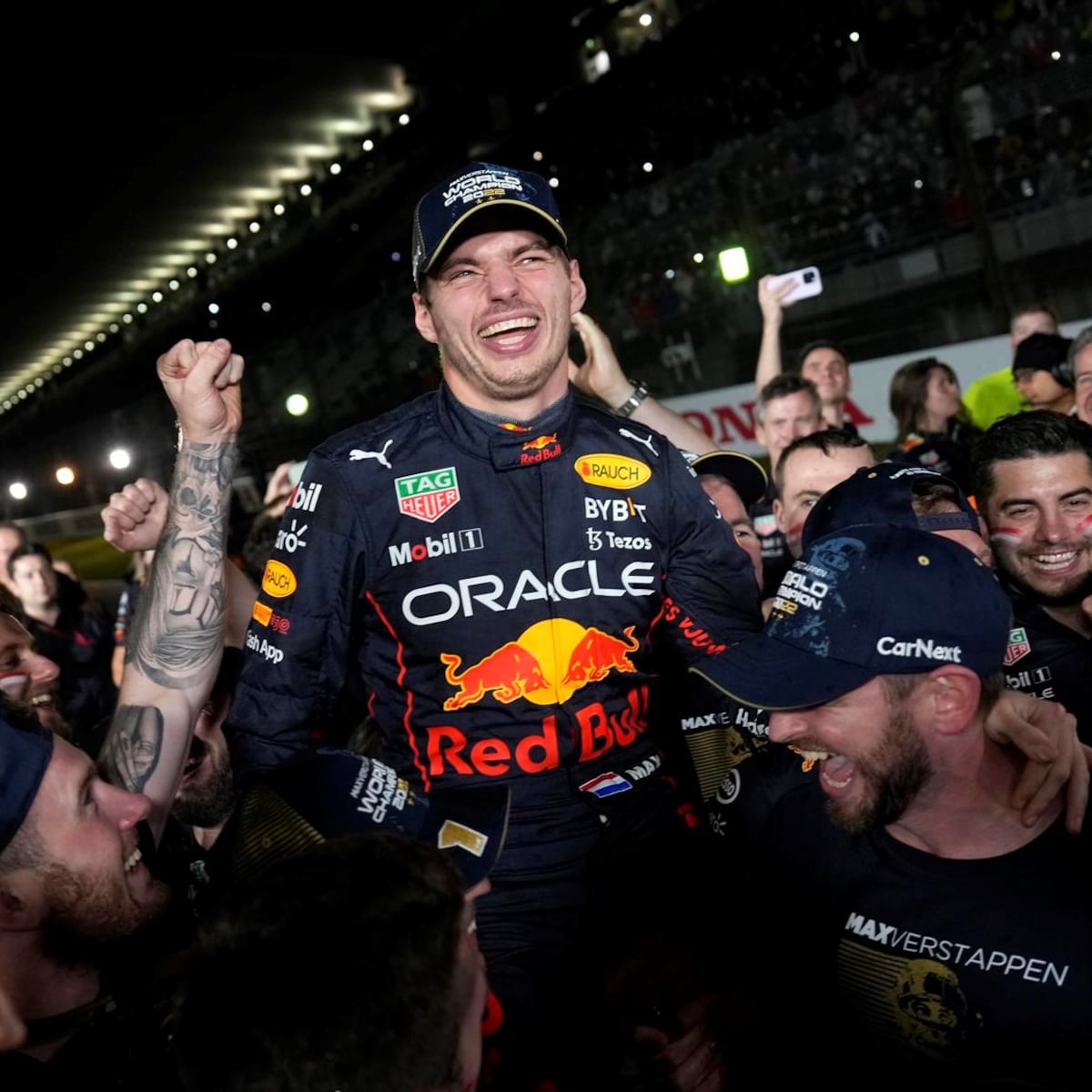 Verstappen revalidó su título de F1 tras ganar el GP de Japón