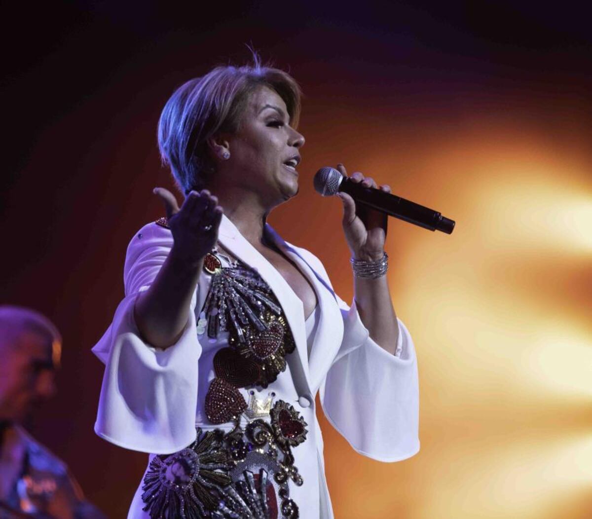 Olga Tañón se expresa enérgicamente contra el caso de los sacerdotes abusadores