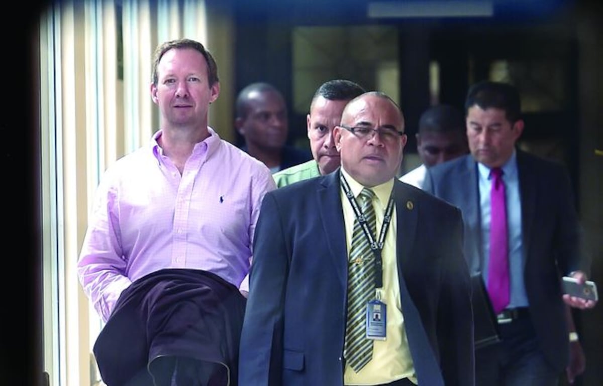 ¡ESTÁ EN MANOS DEL PLENO! Frank De Lima 