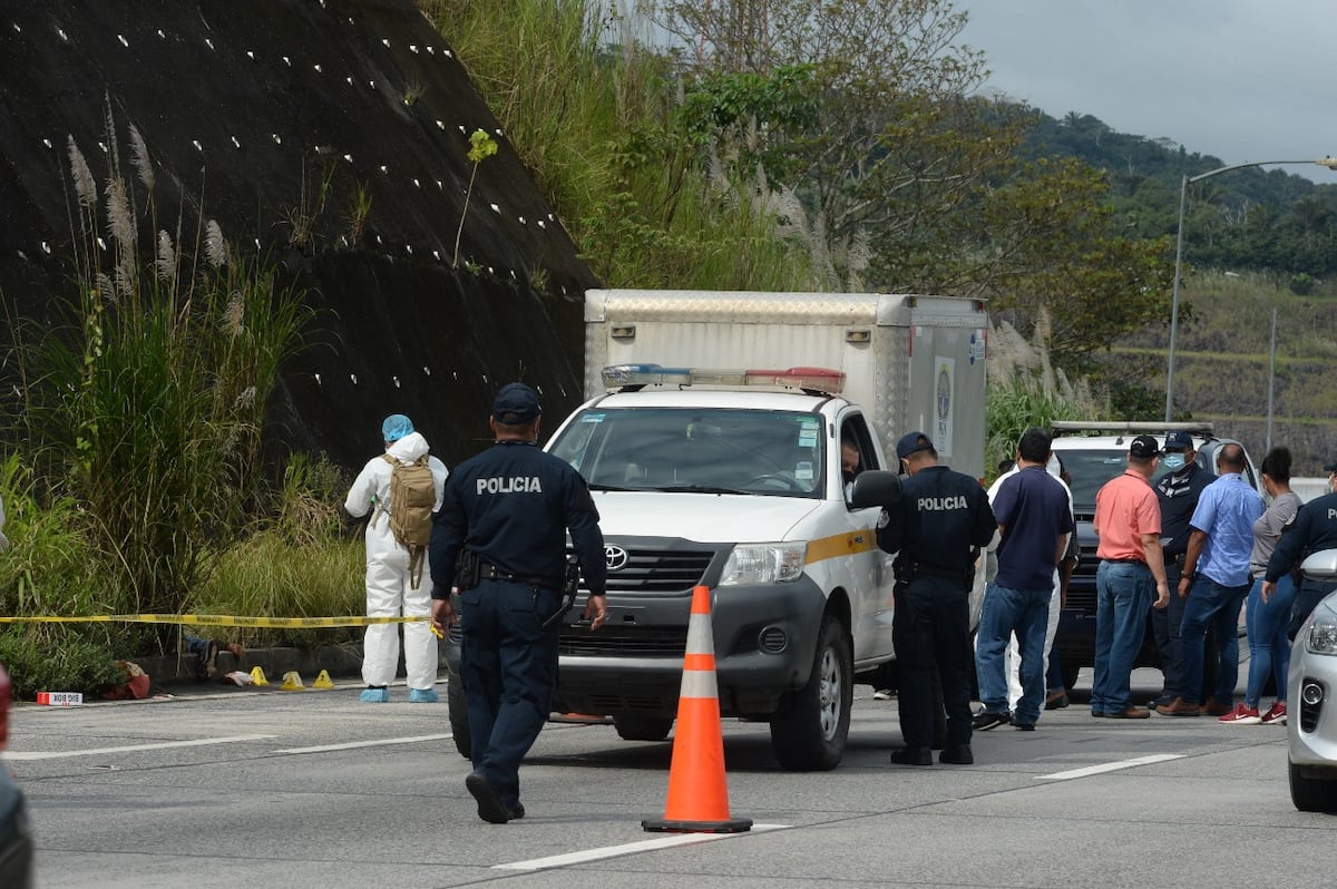 Con los pies en la calle. Así encontraron a un hombre ejecutado en plena vía Centenario | Video