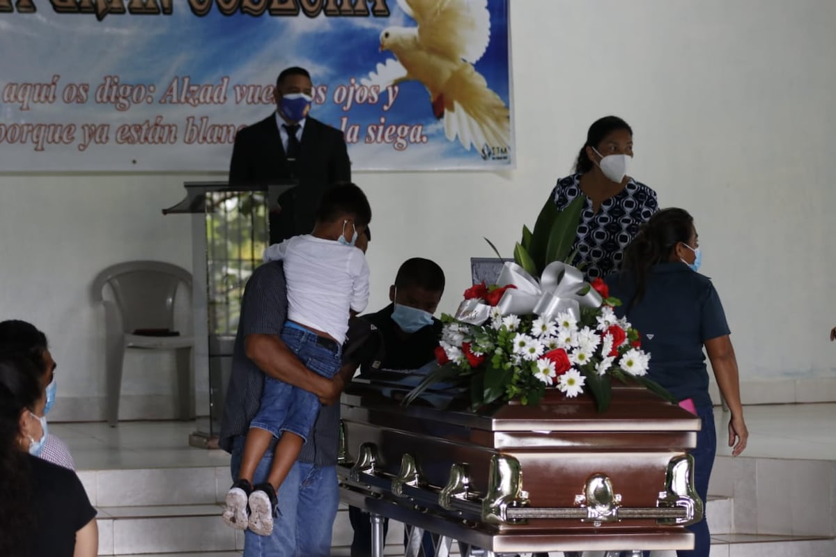 Dan último adiós a jinete Jean Carlos Rodríguez, tras accidente en el Hipódromo Presidente Remón | Video