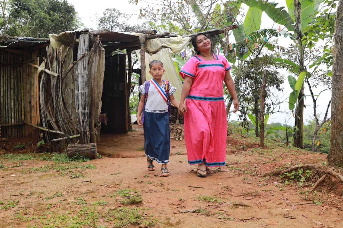Las madres que están empujando una revolución silenciosa en la educación