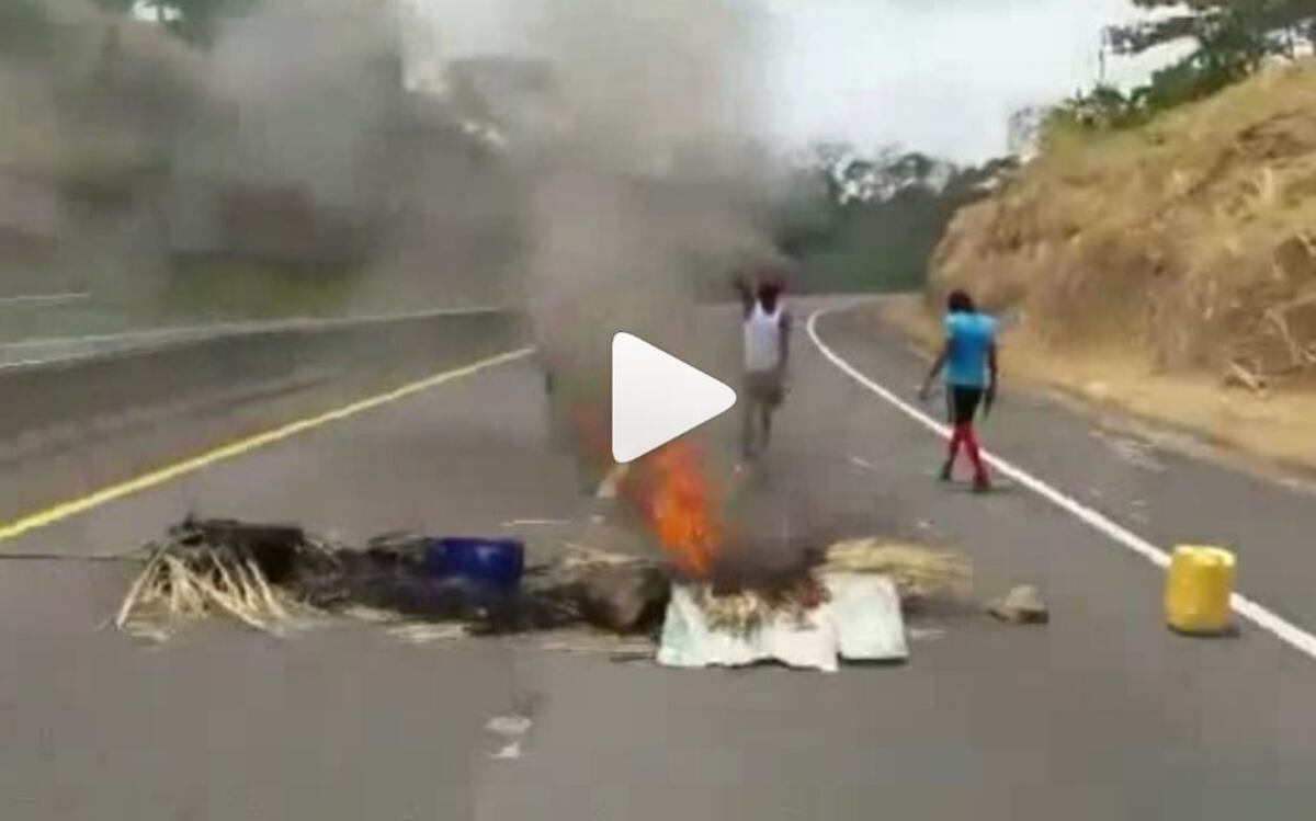 VIDEO EXPLICITO | Delicuentes cierran la Autopista Panamá-Colón