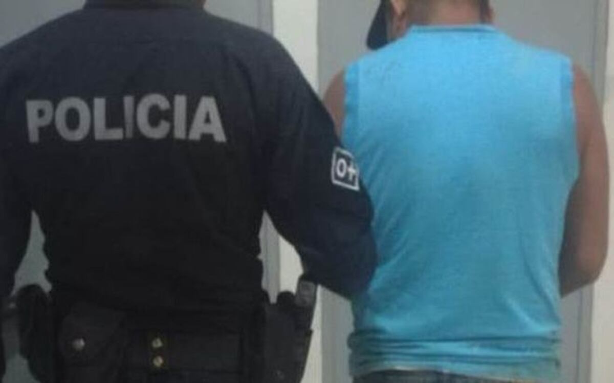 Los asaltan cerca a la Gran Estación y les obligan a sacar plata de cajeros