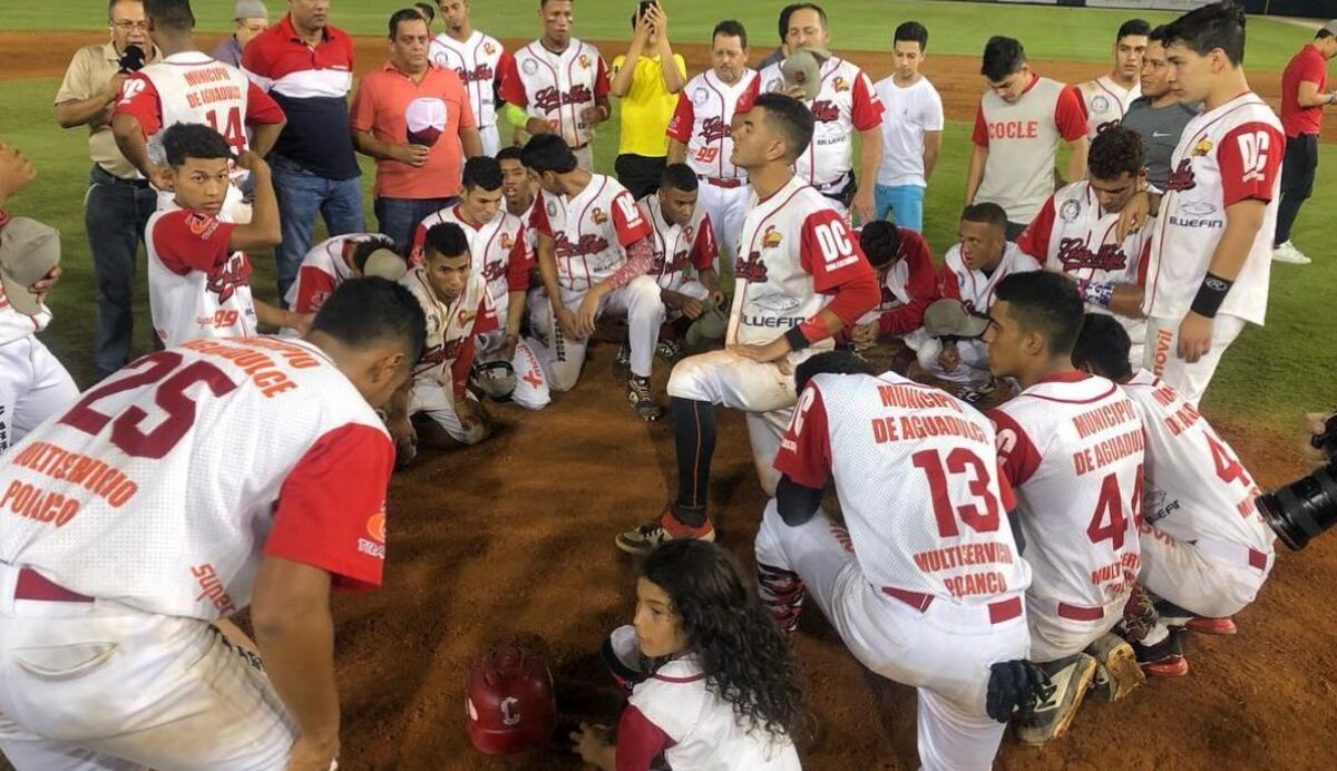 En 14 episodios, Coclé vence a Los Santos y alarga la serie final