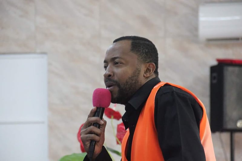 Lo que llevó al pastor y cantante Apache Ness directo al centro penitenciario La Joya